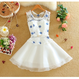 Đầm xòe công chúa hoa xanh